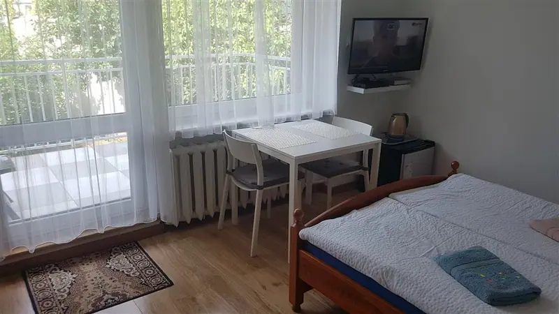 Pokój dwuosobowy z tarasem 12 m² – Villa Sart Gdańsk Oliwa, zdjęcie 2 z 8